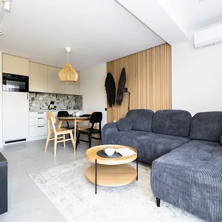 Bluetique Of * بالانغا