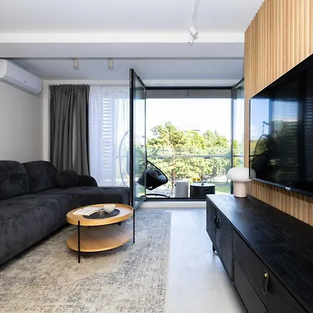 Bluetique Of * بالانغا